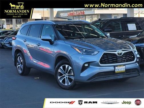 2022 Toyota Highlander XLE
