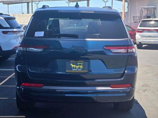 Fathom Blue Pearlcoat 2026 Jeep Grand Cherokee L Summit