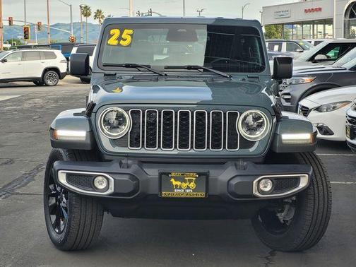 2025 Jeep Wrangler 4xe Sahara