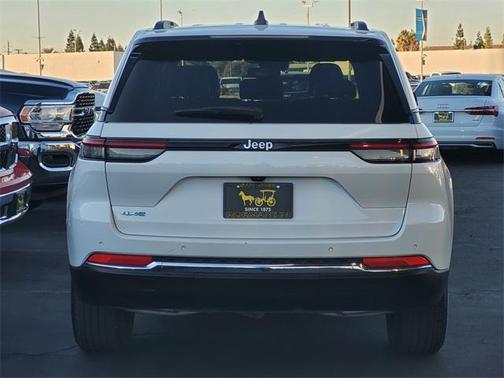 2024 Jeep Grand Cherokee 4xe Base