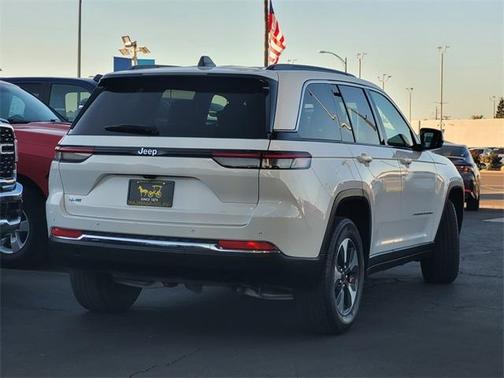2024 Jeep Grand Cherokee 4xe Base