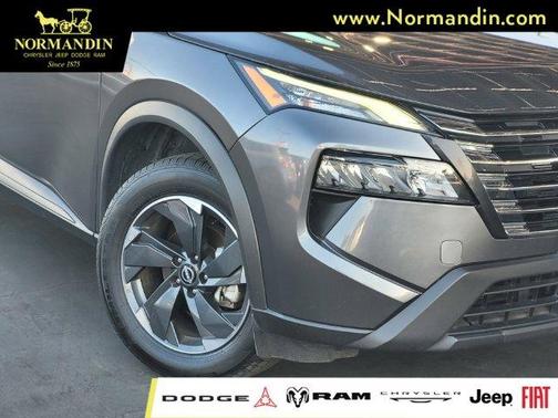 Gun Metallic 2025 Nissan Rogue SV