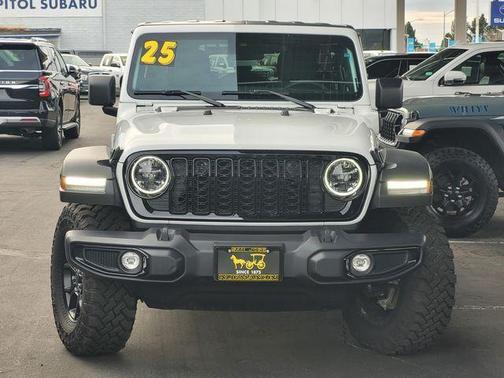 2025 Jeep Wrangler 4xe Sport