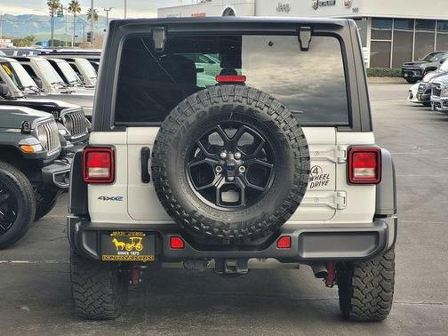 2025 Jeep Wrangler 4xe Sport