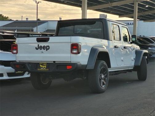 2023 Jeep Gladiator Sport