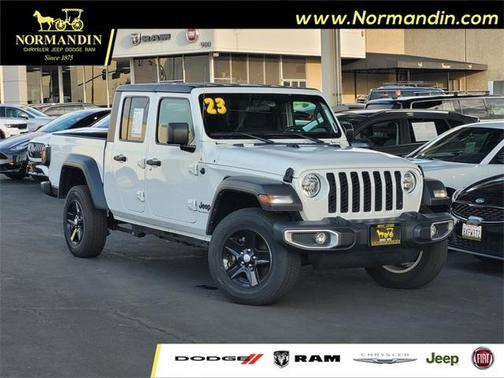 2023 Jeep Gladiator Sport