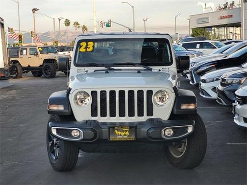 2023 Jeep Gladiator Sport
