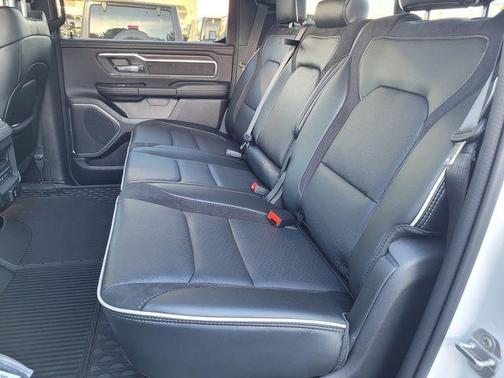 Bright White Clearcoat 2026 RAM 1500 Laramie