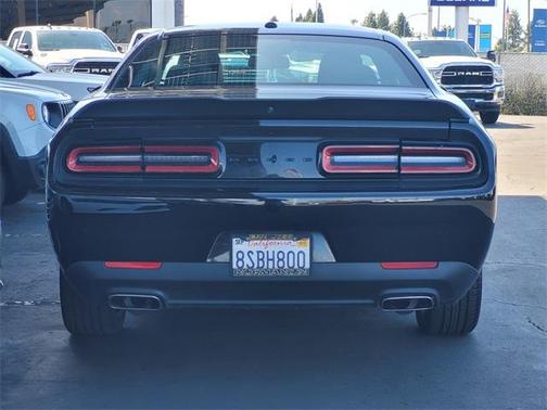 2020 Dodge Challenger SXT