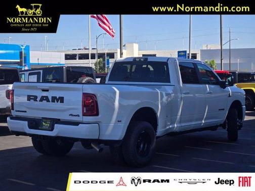 Bright White Clearcoat 2026 RAM 3500 Limited