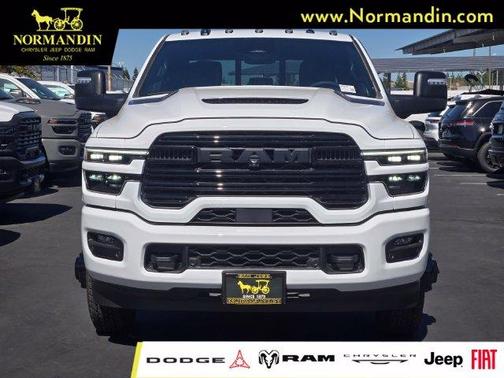 Bright White Clearcoat 2026 RAM 3500 Limited