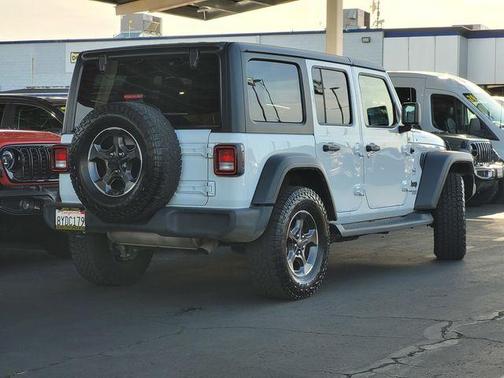 Bright White Clearcoat 2021 Jeep Wrangler Unlimited Sport