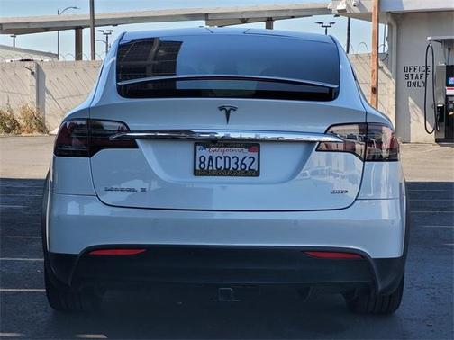 2017 Tesla Model X 90D
