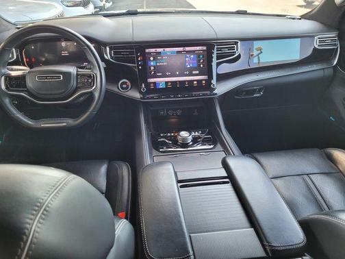 Metallic 2024 Jeep Grand Wagoneer L Series II