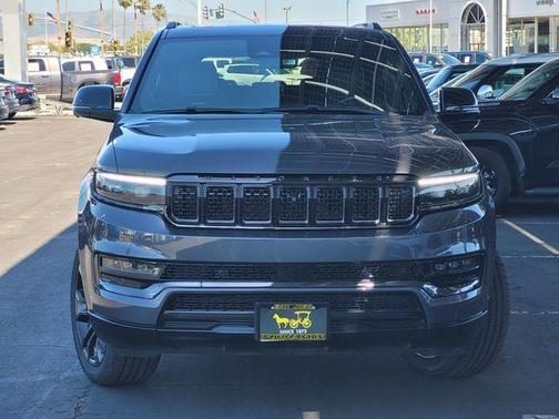 Metallic 2024 Jeep Grand Wagoneer L Series II