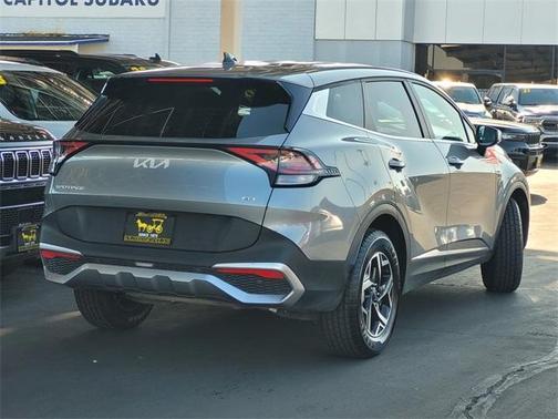 2024 Kia Sportage LX