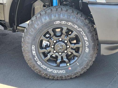Ceramic Gray Clearcoat 2026 RAM 2500 Rebel/Power Wagon