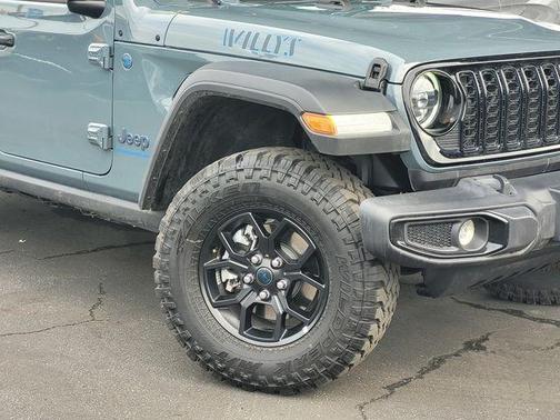2025 Jeep Wrangler 4xe Sport