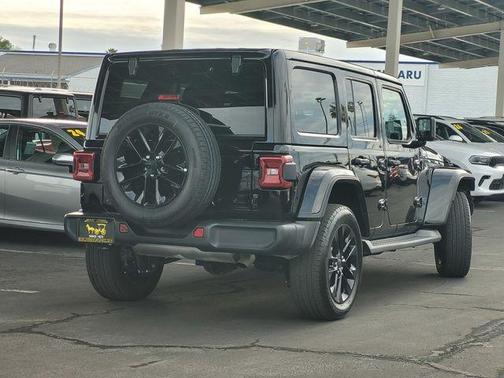 2025 Jeep Wrangler 4xe Sahara
