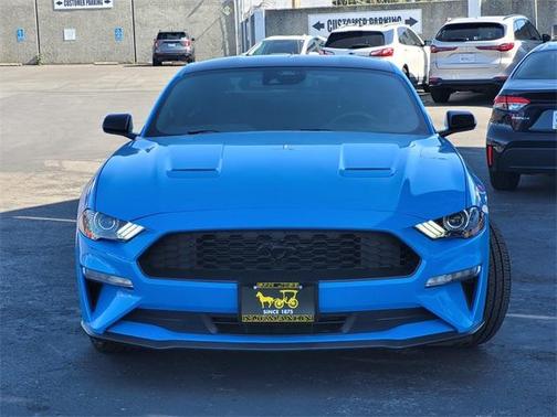 2022 Ford Mustang EcoBoost