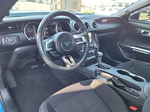2022 Ford Mustang EcoBoost