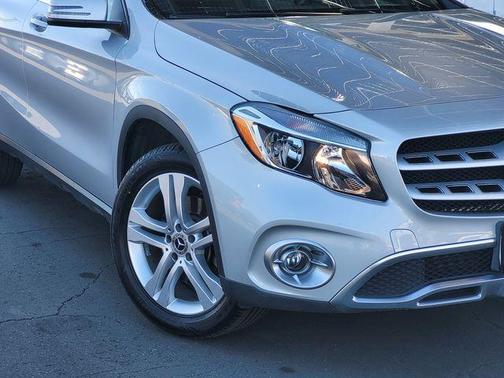 2018 Mercedes-Benz GLA 250 Base 4MATIC