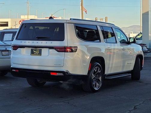 2024 Jeep Wagoneer L Series III