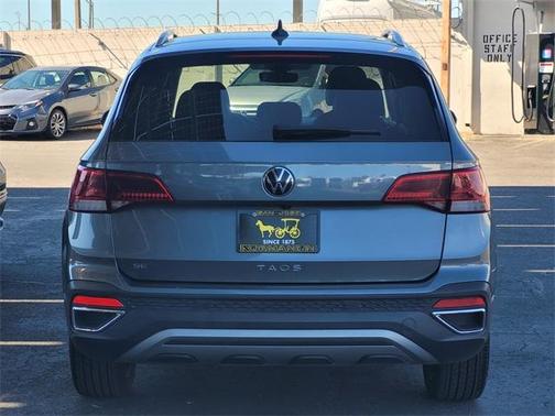 2024 Volkswagen Taos 1.5T SE