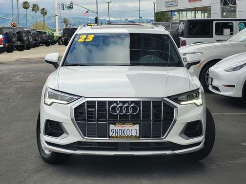 Ibis White 2023 Audi Q3 40 Premium