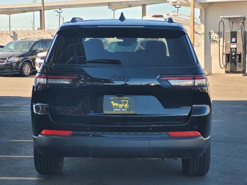 2024 Jeep Grand Cherokee L Laredo