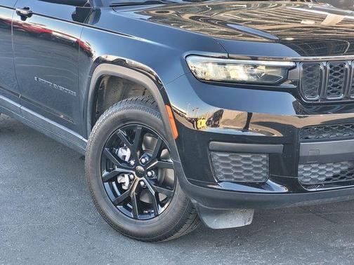 2024 Jeep Grand Cherokee L Laredo