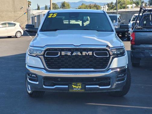 Bright White Clearcoat 2025 RAM 1500 Big Horn/Lone Star