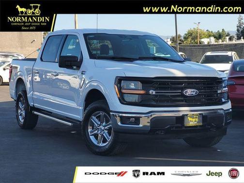 Oxford White 2025 Ford F-150 XLT