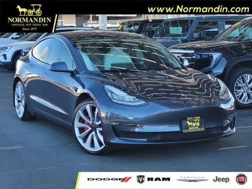 Silver Metallic 2018 Tesla Model 3 Long Range