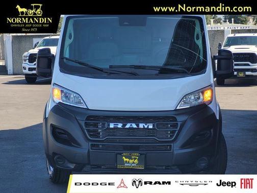Bright White Clearcoat 2024 RAM ProMaster 1500 Low Roof