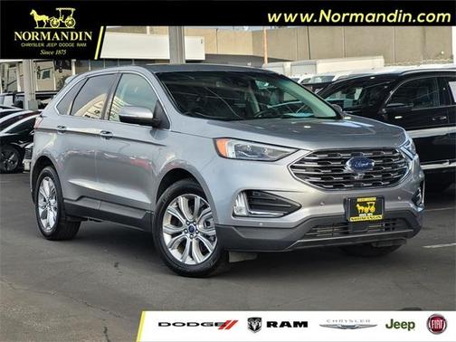 2022 Ford Edge Titanium