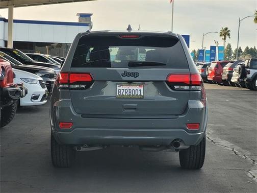 2021 Jeep Grand Cherokee Laredo X
