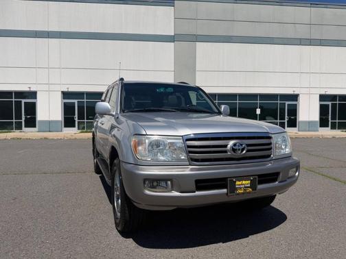 Classic Silver Metallic 2006 Toyota Land Cruiser V8