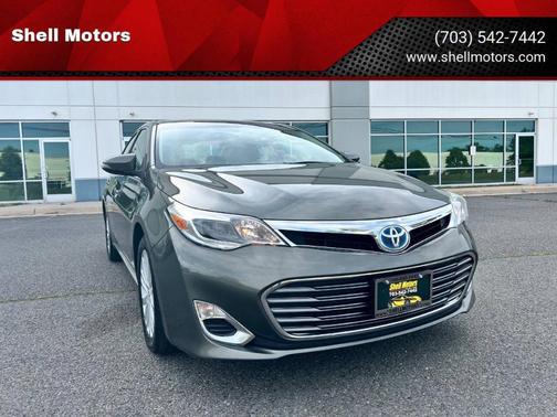 Magnetic Gray Metallic 2013 Toyota Avalon Hybrid XLE Premium
