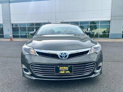 Magnetic Gray Metallic 2013 Toyota Avalon Hybrid XLE Premium