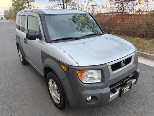 2005 Honda Element LX