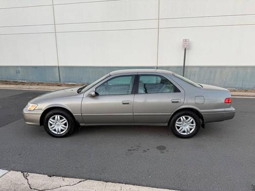 2000 Toyota Camry LE V6