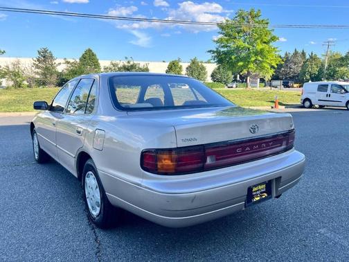 Champagne 1994 Toyota Camry LE