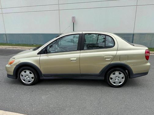 2000 Toyota ECHO 