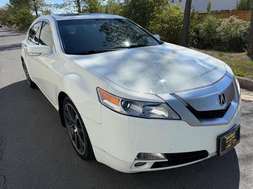 2010 Acura TL Technology