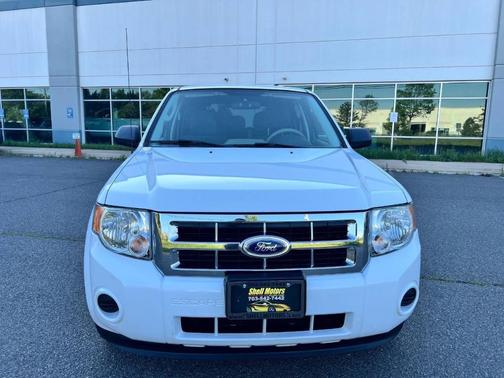 Oxford White 2012 Ford Escape XLS