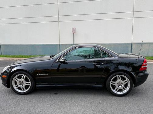 2002 Mercedes-Benz SLK-Class Base