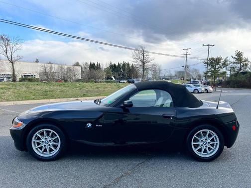 2003 BMW Z4 2.5i Roadster