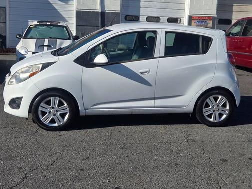 2014 Chevrolet Spark 1LT