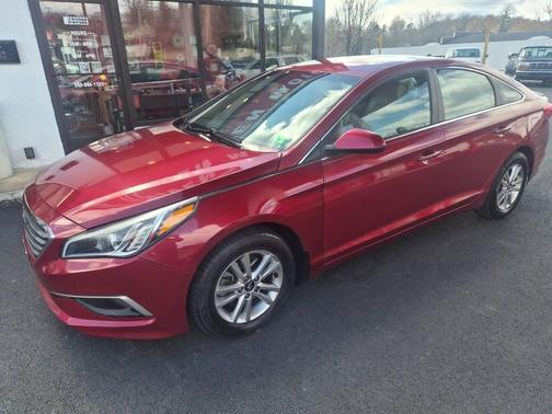 2016 Hyundai SONATA SE